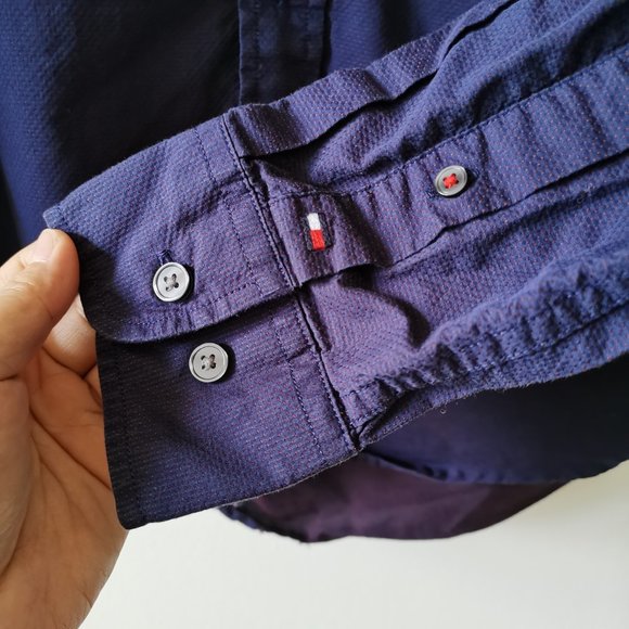 Tommy Hilfiger Men's Shirt - Picture 3 of 11